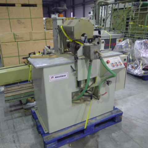 X6999 MACHINE POUR LA REALISATION DE GRAVURE SUR LES MOULURES ET PANNEAUX HIGUERAS – Image 3