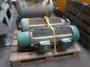 X77777 - CONVERTISSEUR DE FREQUENCE POUR MACHINES A BOIS