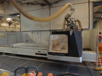 X9864 CENTRE USINAGE SCM RECORD 142