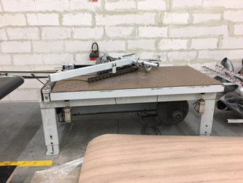 X0221 TAPIS DE RETOUR POUR PLAQUEUSE DE CHANT HOMAG KL BORING