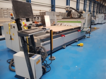 X0875 - CENTRE D'USINAGE BIESSE KLEVER 1530 GFT