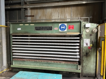 X01429 - PRESSE A PLAQUER MARQUE DOULOUET