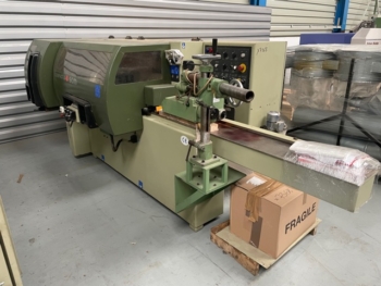 X7368 - 4 FACES- MOULURIERE SCM COMPACT 23K