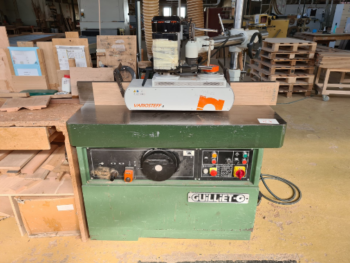 X01443 - TOUPIE GUILLET