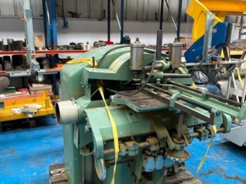 X01172 - TENONNEUSE TENON ROND HELMA DOUBLE POUR CHAISES