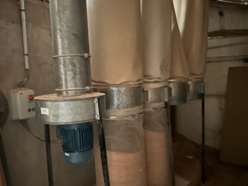 X01560 - ASPIRATEUR 4 SACS