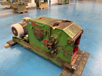 X01608 - BROYEUR A DECHETS MARQUE FERRARI