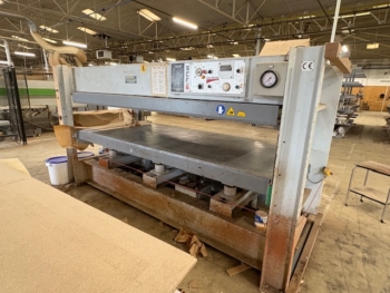 X01720 - PRESSE HYDRAULIQUE MARQUE ITALPRESSE TYPE SF6 CHAUFFANTE