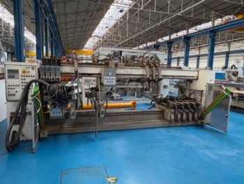 X01709 - PERCEUSE AU DEFILE AUTOMATIQUE BIESSE TYPE TECHNO LOGIC A CN