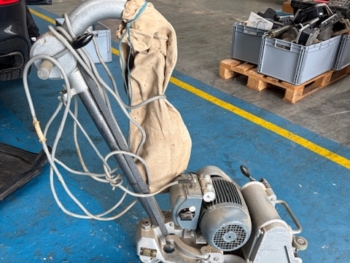 X01779 - PONCEUSE A PARQUET MARQUE FRANCK