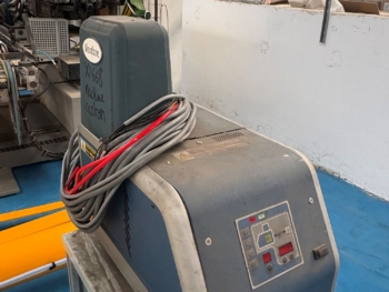 X01668 - MACHINE A POSER LA COLLE PU MARQUE NORDSON TYPE MESA 4