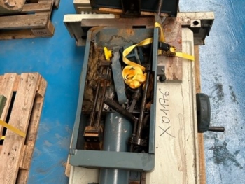 X01176 - MORTAISEUSE A CHAINE MASTERWOOD TYPE OM340