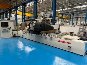 X0830 - CENTRE D'USINAGE MORBIDELLI TYPE AUTHOR X5 44 EVO