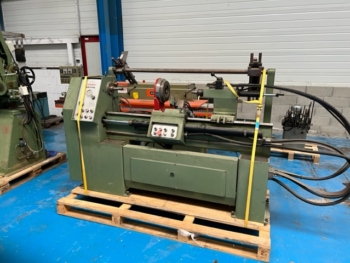 X01055 - Tour à bois hydraulique CENTAURO