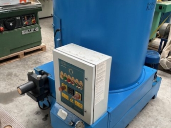 X01571 - PRESSE A BRIQUETTE MARQUE POR