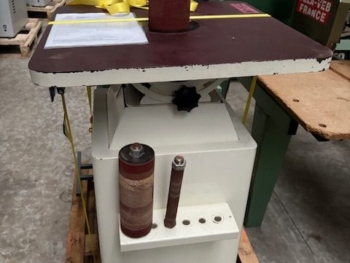 X01562 - PONCEUSE A ROULEAUX MARQUE JET