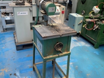 X01581 - Moulurette THOMAS