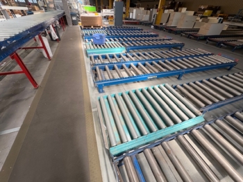 X01668BIS - 5 TABLES ELEVATRICES AVEC ROULEAUX