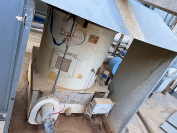 X01751 - PRESSE A BRIQUETTE MARQUE PRODECO DIAM 60 MM