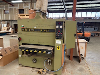 X01774 - PONCEUSE LARGE BANDE VIET TYPE PL/84