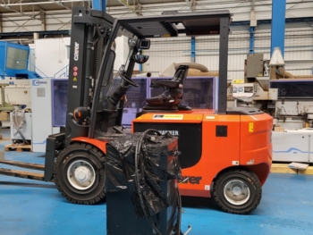 X01822 - CHARIOT ELEVATEUR MARQUE CARER TYPE R60H2