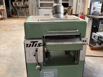 X01912 - RABOTEUSE UTIS TYPE R50