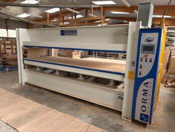 X01943 - PRESSE A PLAQUER CHAUFFANTE ORMA TYPE NPC/DIGIT 8/110 - 35/13